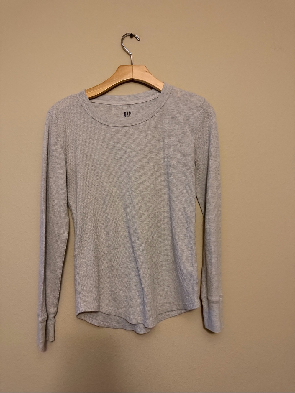 GAP Light Heather Gray Waffle Crew Neck Tee